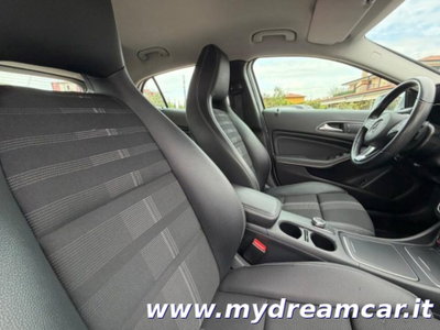 Mercedes-Benz GLA SUV 200 d Automatic Sport (10)