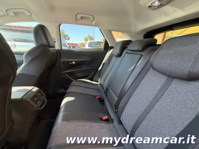 Peugeot 3008 BlueHDi 130 S&S Allure (14)