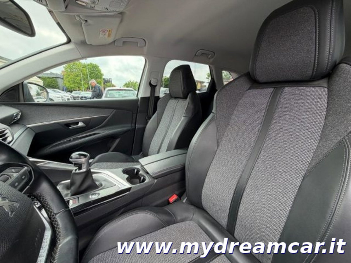 Peugeot 3008 BlueHDi 130 S&S Allure (8)