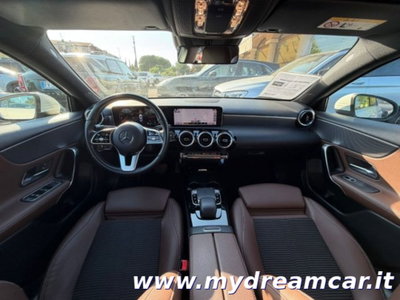 Mercedes-Benz Classe A 180 d Automatic Business (12)