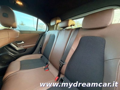 Mercedes-Benz Classe A 180 d Automatic Business (18)