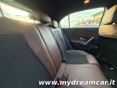 Mercedes-Benz Classe A 180 d Automatic Business (19)