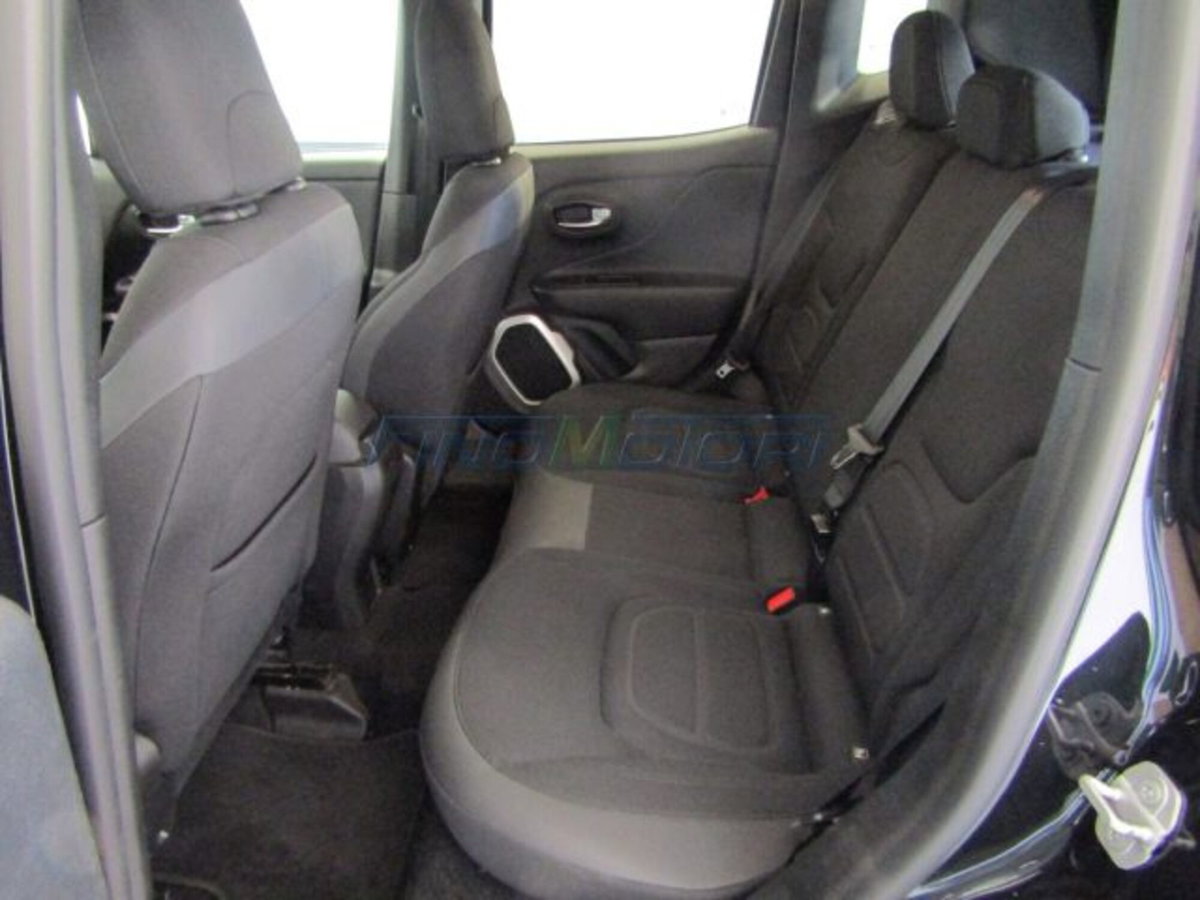 Jeep Renegade 1.6 Mjt DDCT 120 CV Limited (10)