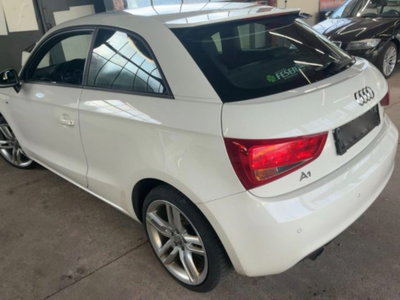 Audi A1 1.2 TFSI S line edition (3)