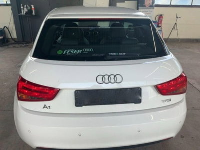 Audi A1 1.2 TFSI S line edition (4)
