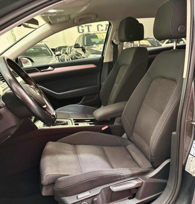 Volkswagen Passat Variant 2.0 TDI DSG Highline BlueMotion Technology (12)