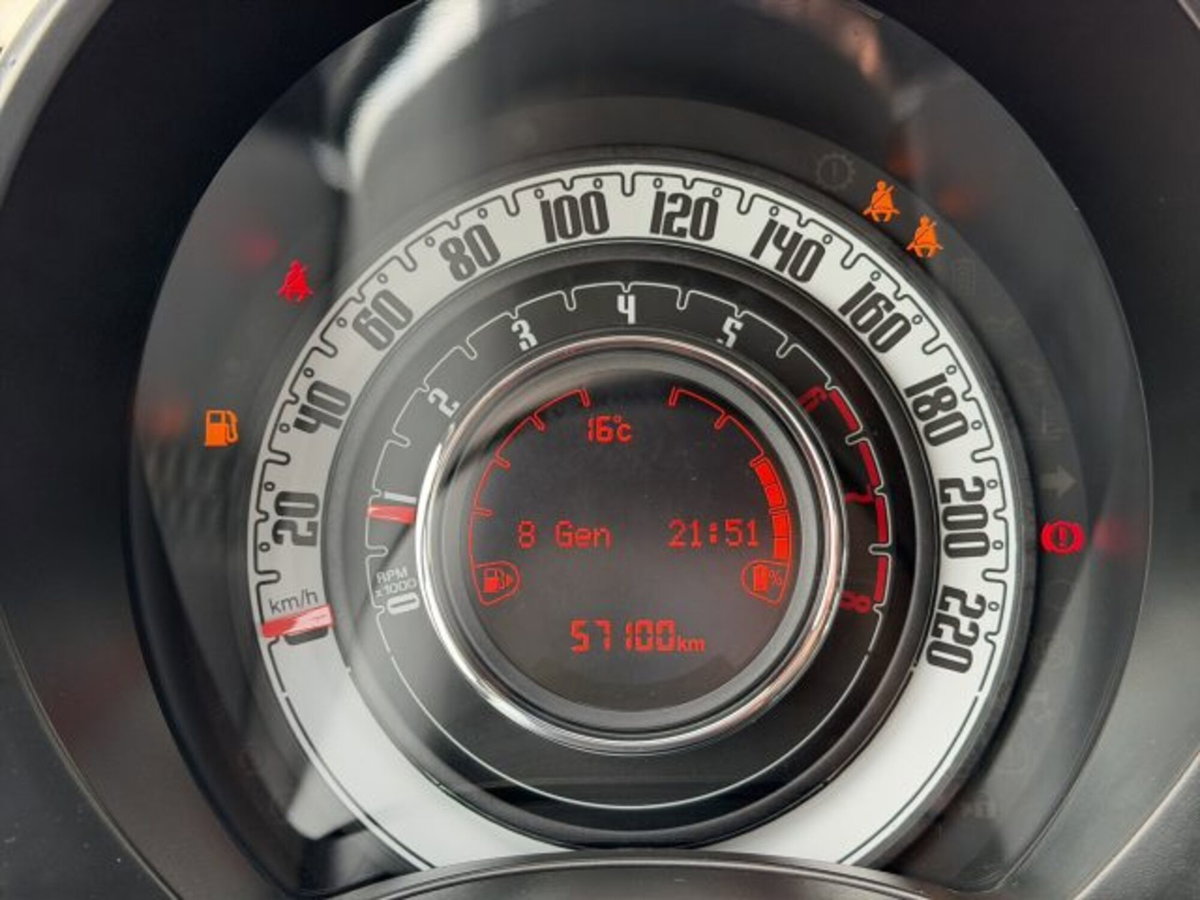 Fiat 500 1.0 Hybrid Cult (15)
