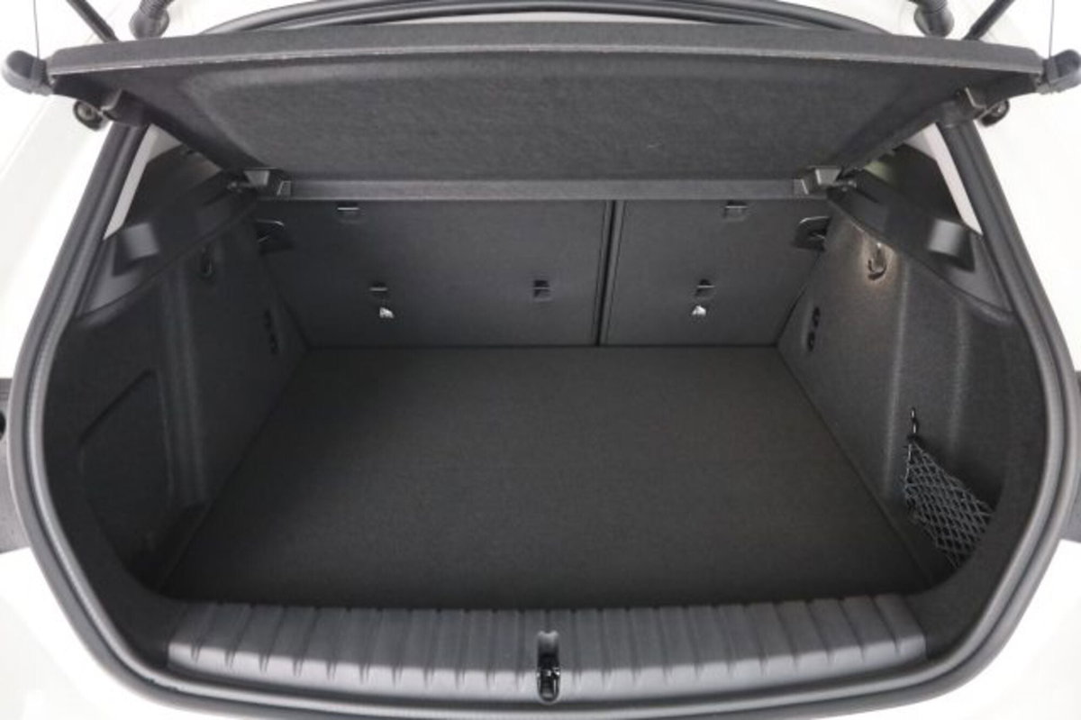 BMW Serie 1 120 48V MSport Design auto (6)