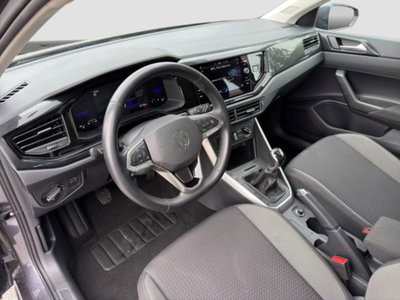Volkswagen Polo 1.0 tsi Life 95cv (9)