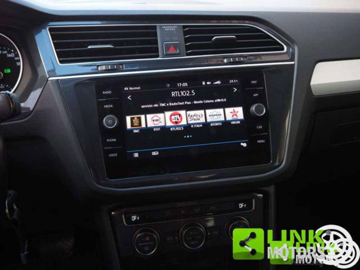 Volkswagen Tiguan 2.0 TDI 150CV 4MOTION DSG Sport & Style BMT (12)