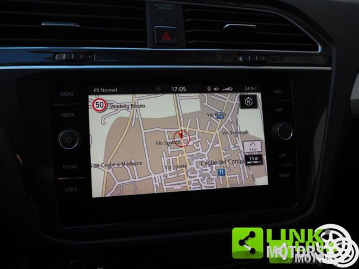 Volkswagen Tiguan 2.0 TDI 150CV 4MOTION DSG Sport & Style BMT (13)