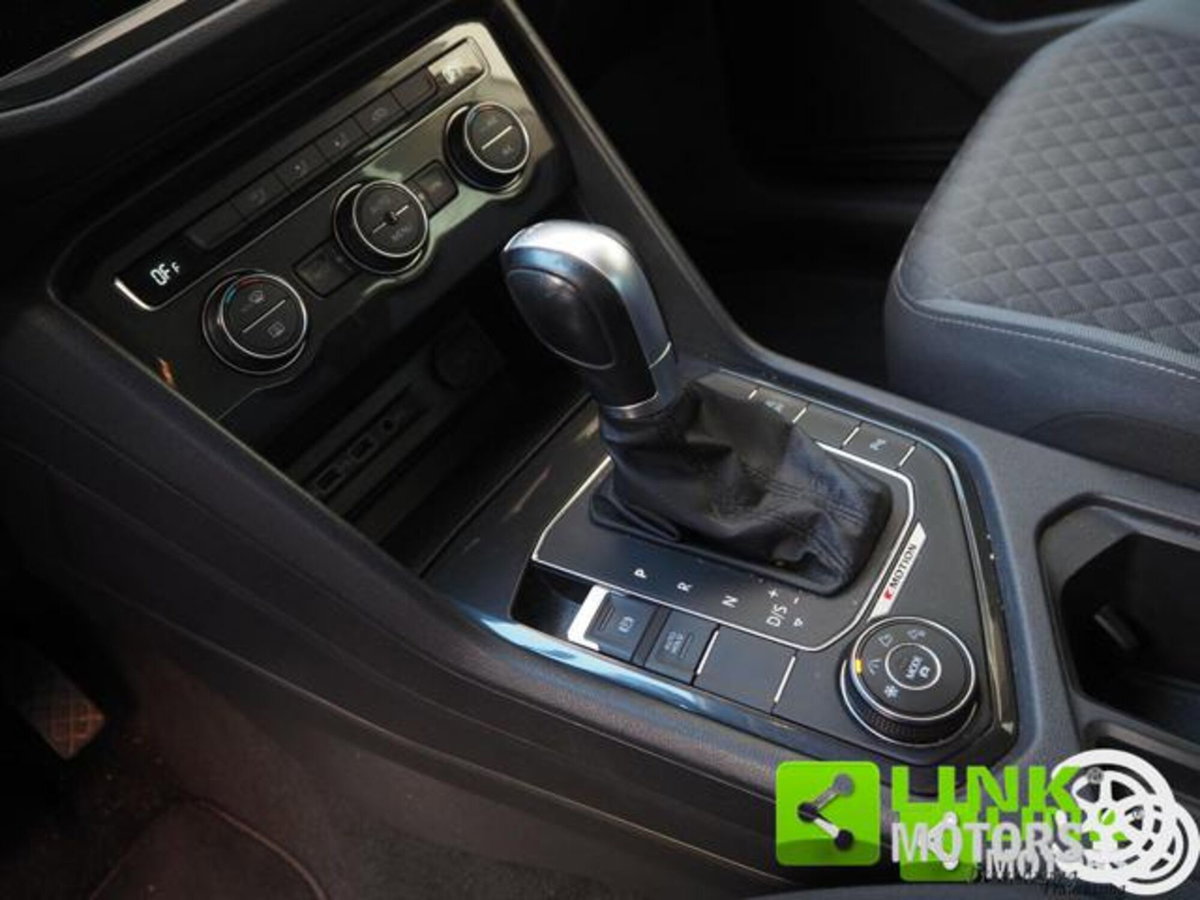 Volkswagen Tiguan 2.0 TDI 150CV 4MOTION DSG Sport & Style BMT (15)