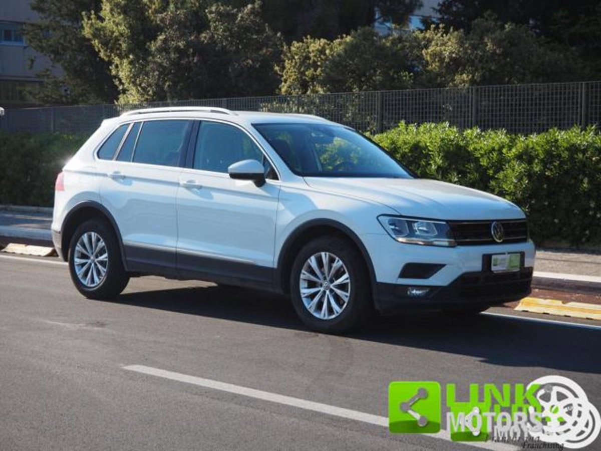 Volkswagen Tiguan 2.0 TDI 150CV 4MOTION DSG Sport & Style BMT (16)