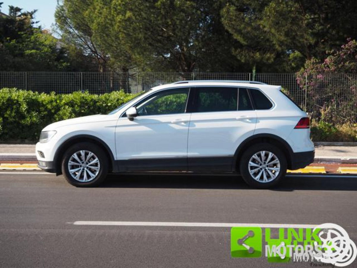 Volkswagen Tiguan 2.0 TDI 150CV 4MOTION DSG Sport & Style BMT (3)