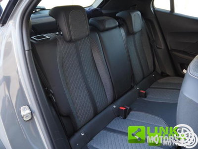 Peugeot 2008 BlueHDi 130 S&S EAT8 Allure Pack (19)