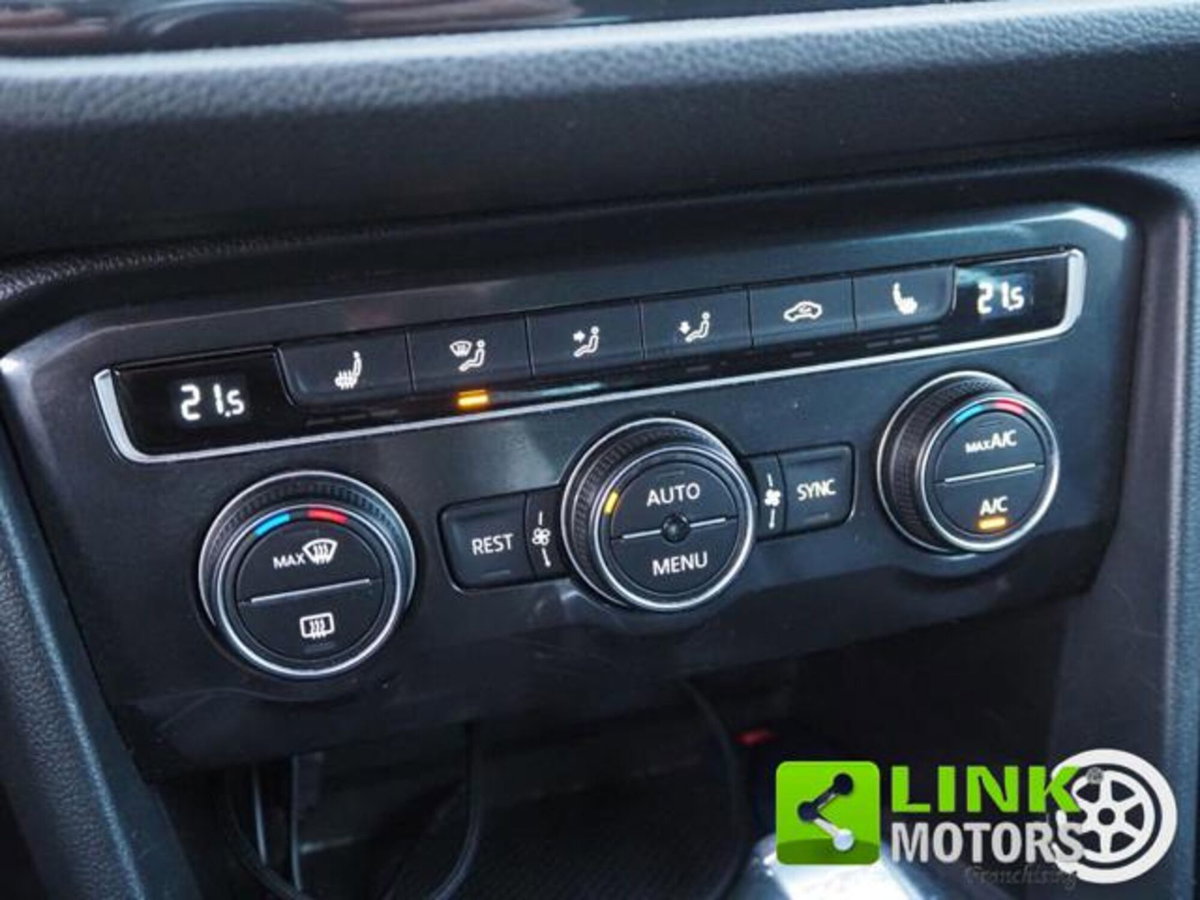 Volkswagen Tiguan 2.0 TDI SCR DSG Business BlueMotion Technology (15)