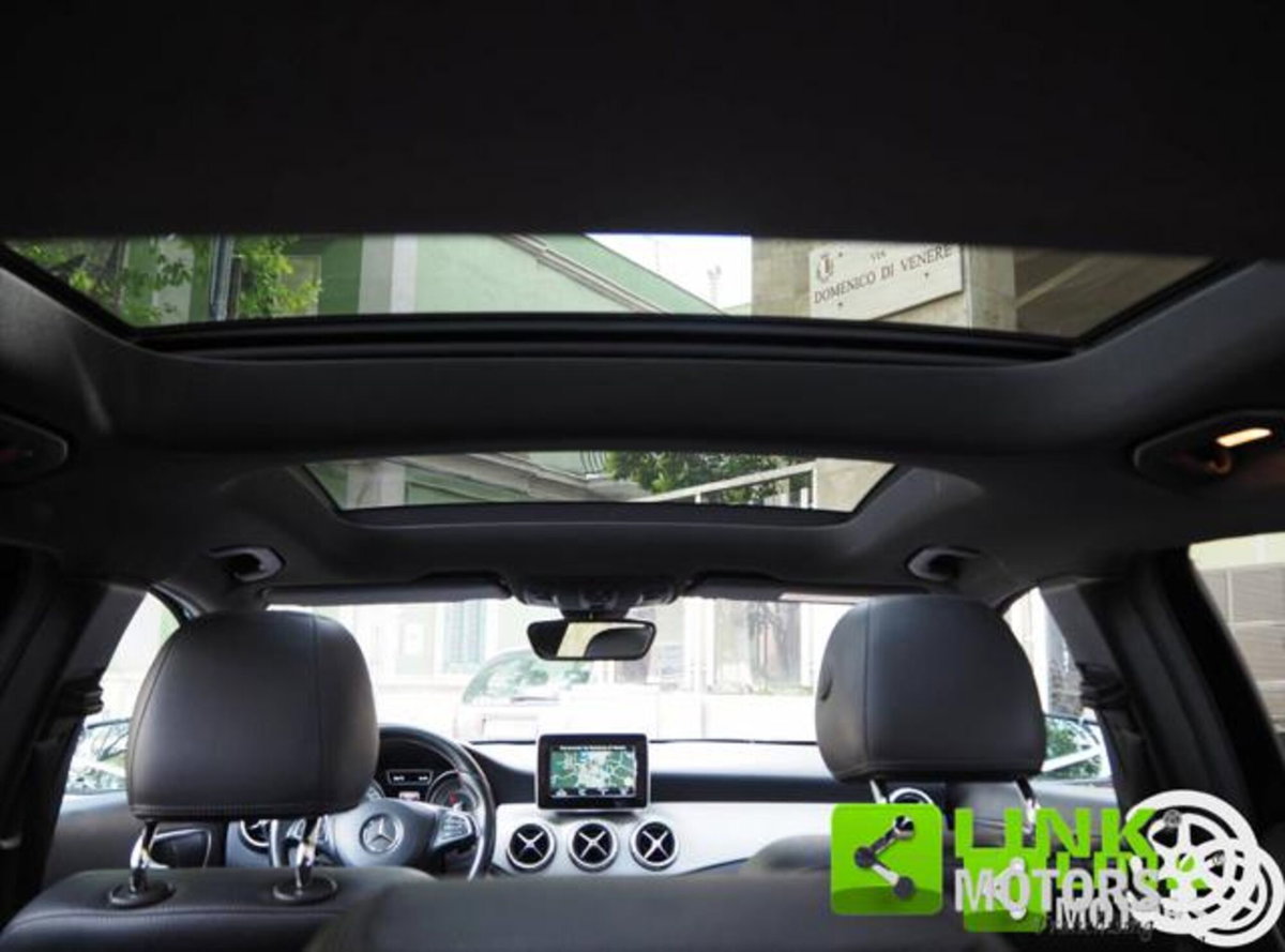 Mercedes-Benz GLA SUV 200 d Automatic 4Matic Premium (20)