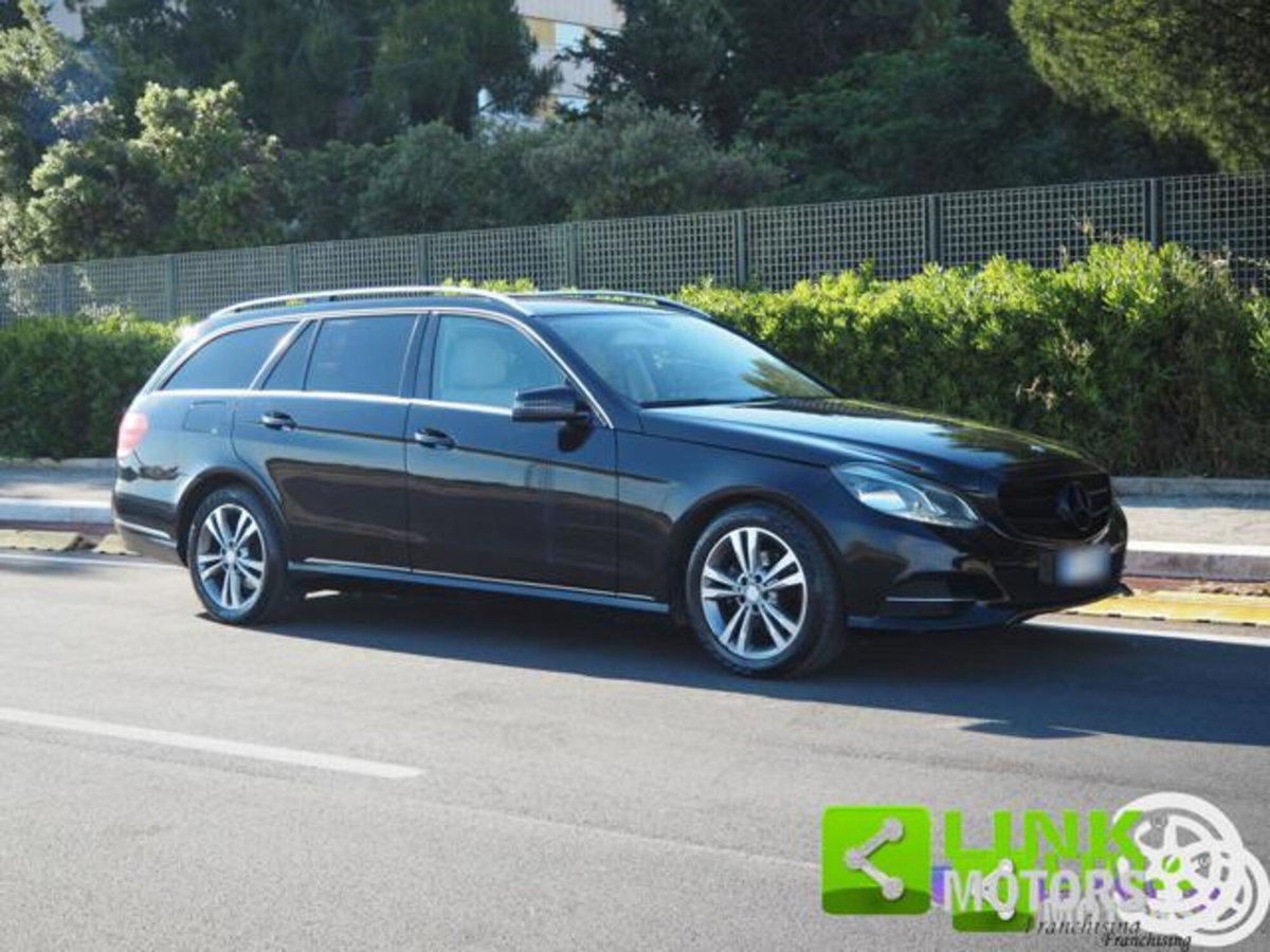 Mercedes-Benz Classe E Station Wagon 220 CDI Premium (18)