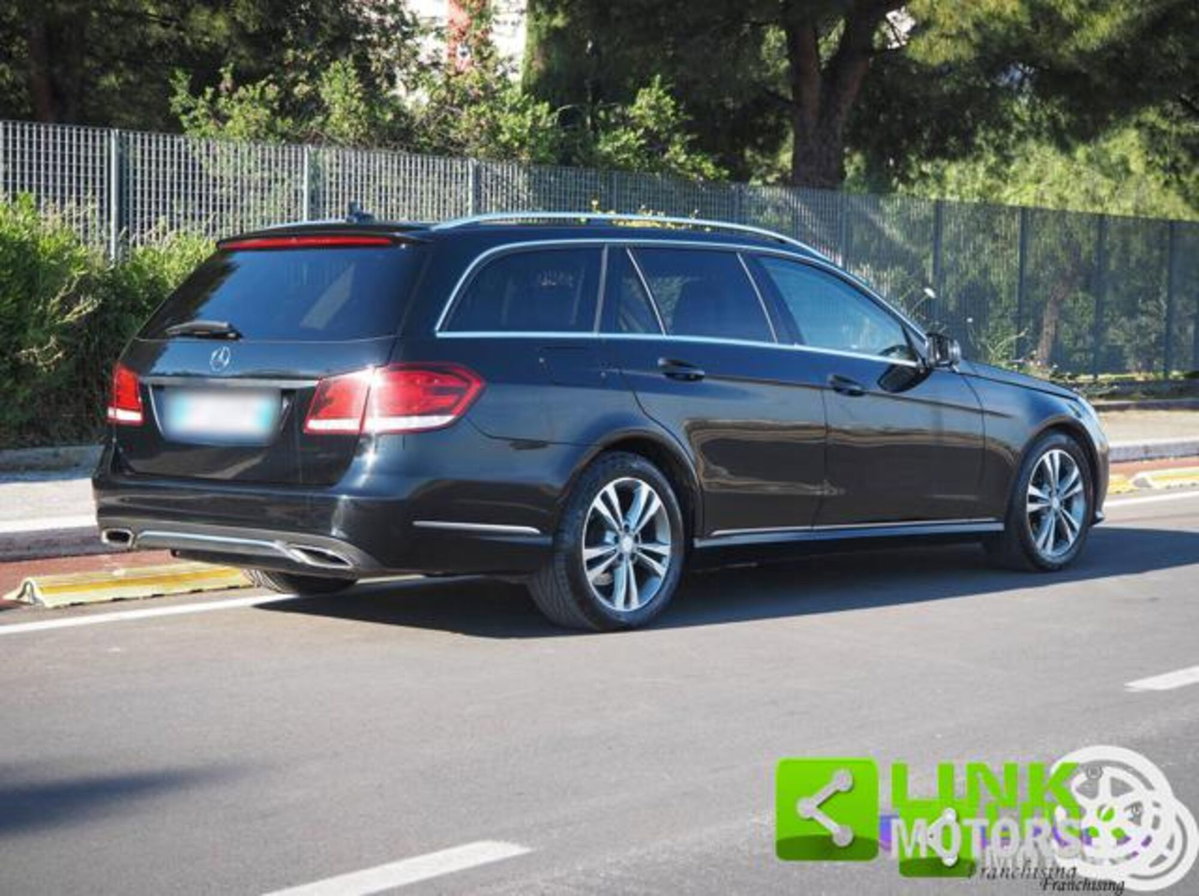Mercedes-Benz Classe E Station Wagon 220 CDI Premium (2)
