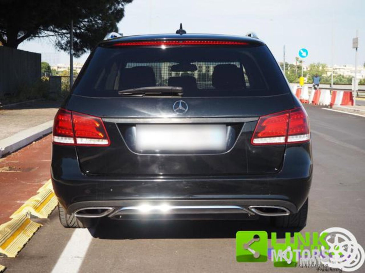 Mercedes-Benz Classe E Station Wagon 220 CDI Premium (9)