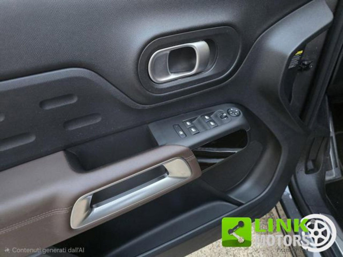Citroen C5 Aircross Aircross Hybrid 225 E-EAT8 Shine (20)