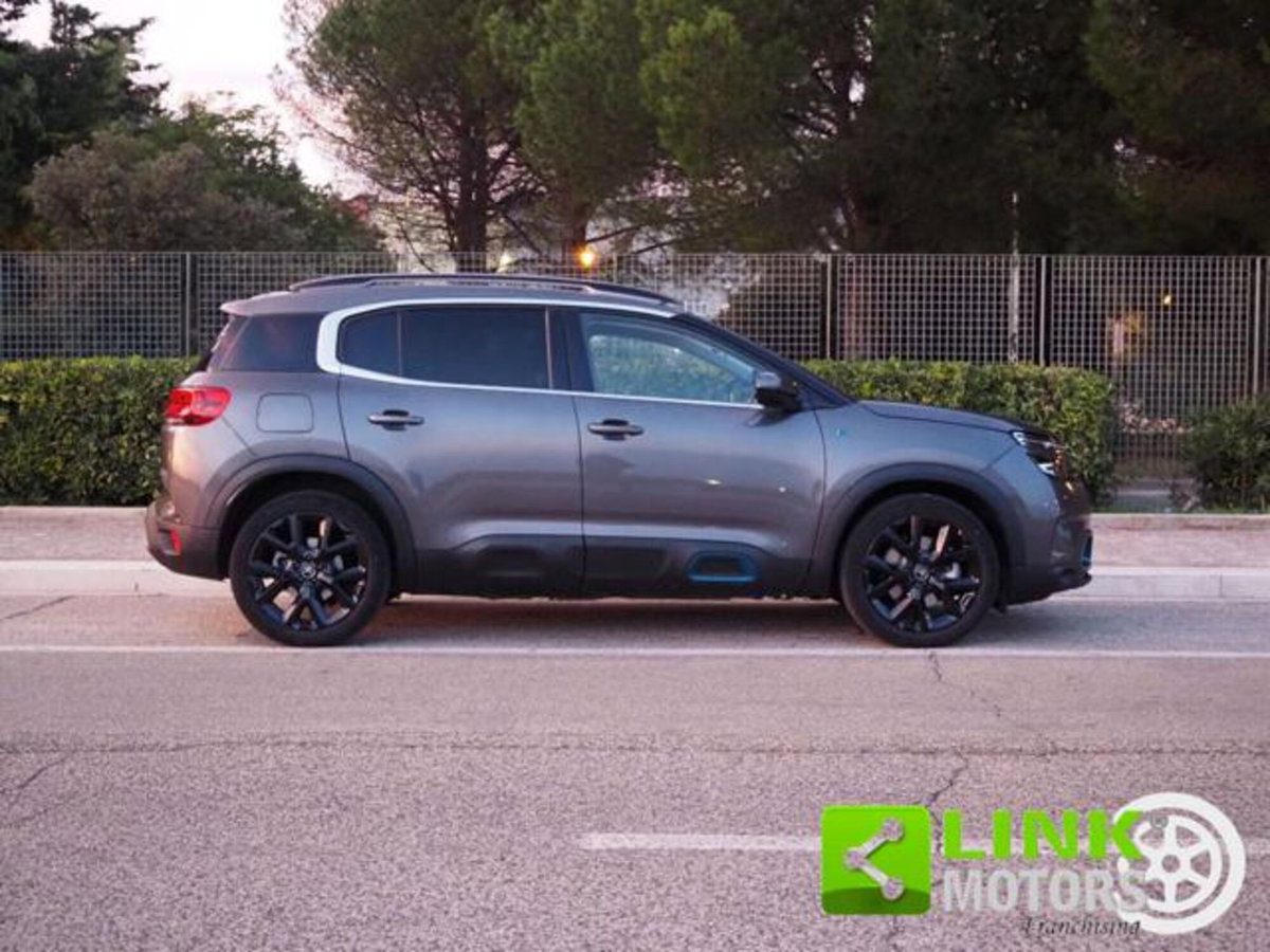 Citroen C5 Aircross Aircross Hybrid 225 E-EAT8 Shine (3)