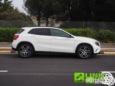 Mercedes-Benz GLA SUV 200 d Sport (19)