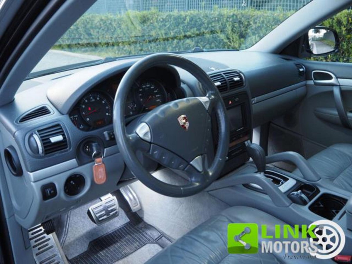 Porsche Cayenne 3.2 V6 cat (4)