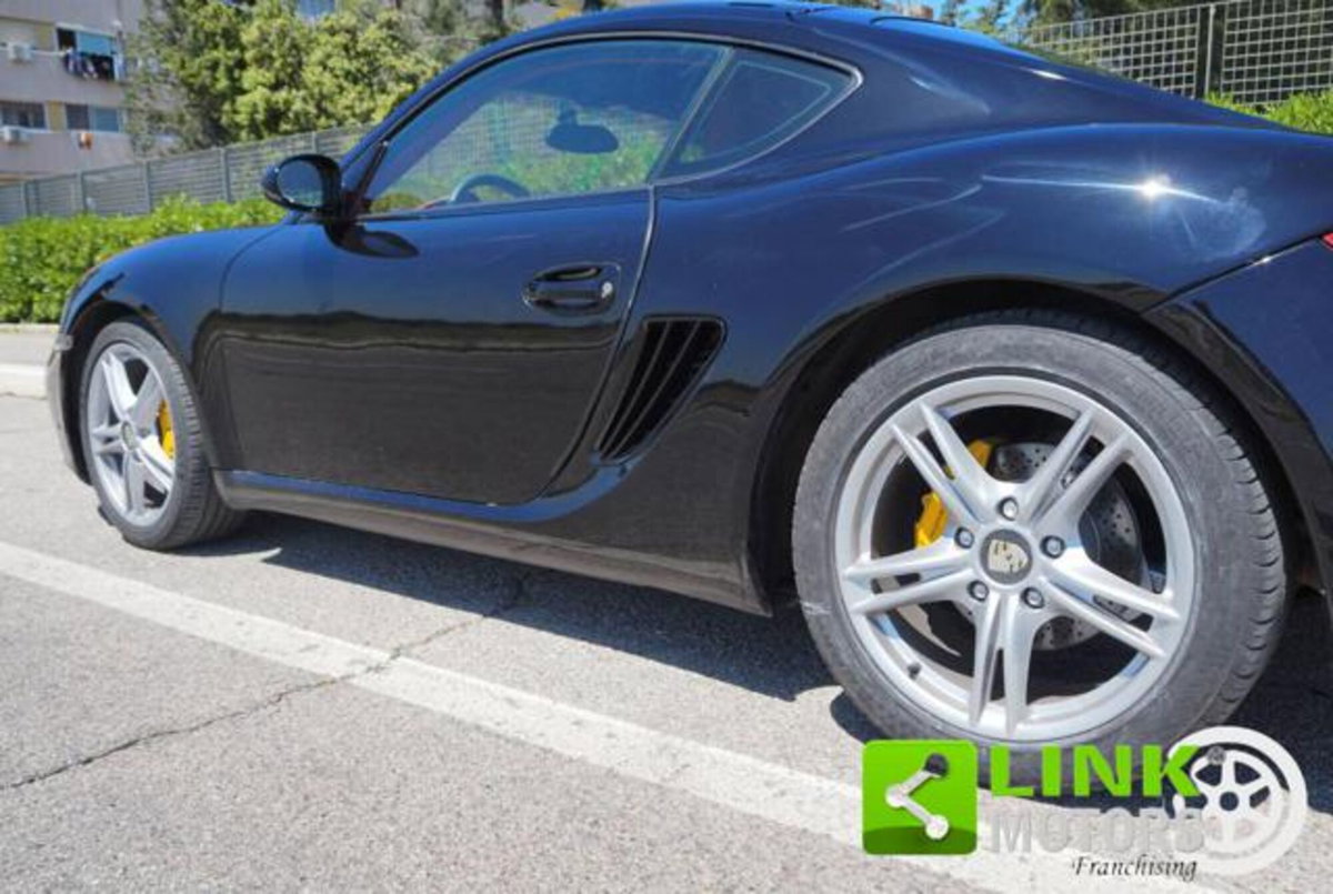 Porsche Cayman 2.7 (16)