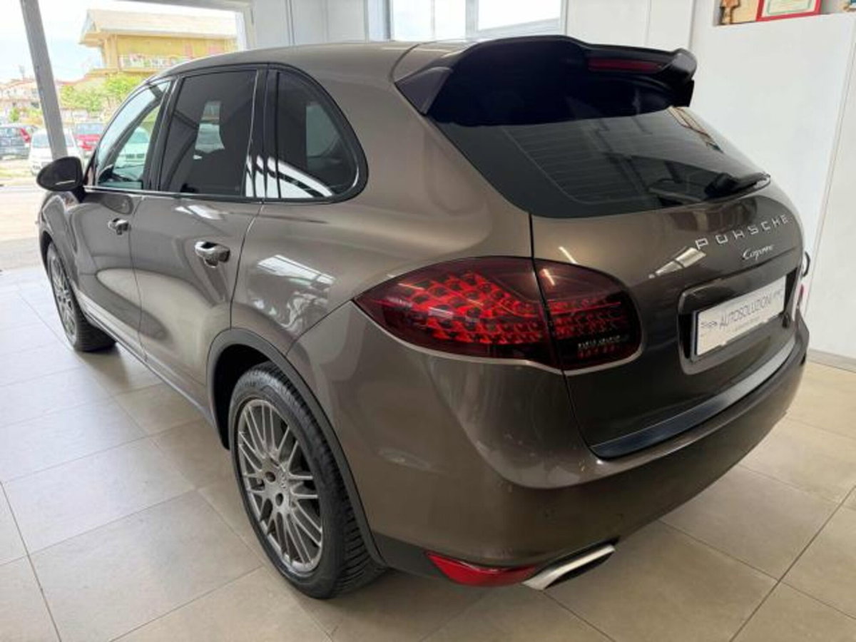 Porsche Cayenne 3.0 Diesel (2)