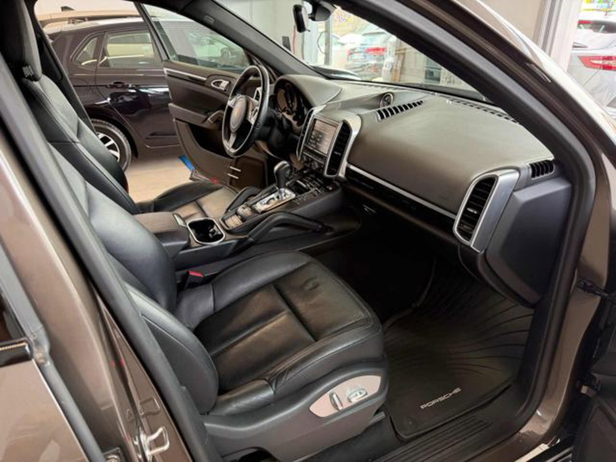 Porsche Cayenne 3.0 Diesel (20)