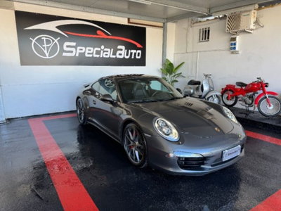 Porsche 911 Coupé 3.8 Carrera 4S (2)