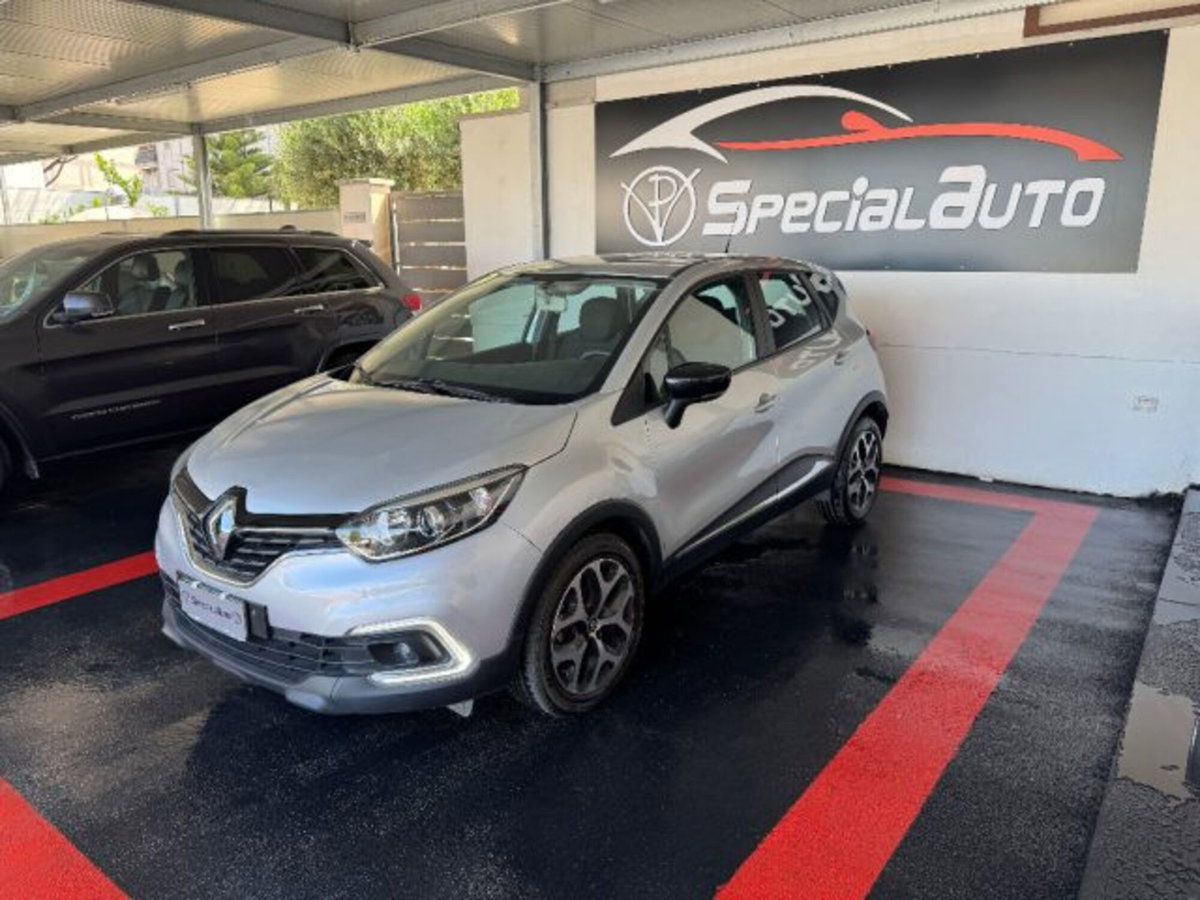 Renault Captur dCi 8V 90 CV EDC Start&Stop Energy Bose (3)