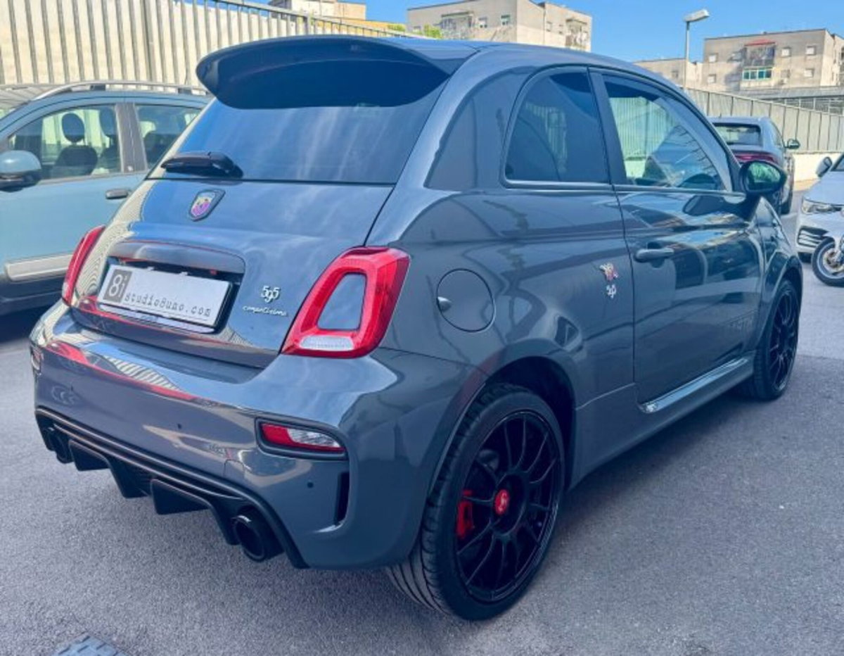 Abarth 595 595 1.4 Turbo T-Jet 180 CV Competizione (4)