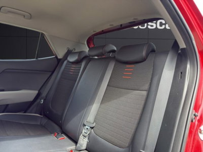 Kia Stonic 1.6 CRDi 110 CV Urban (13)