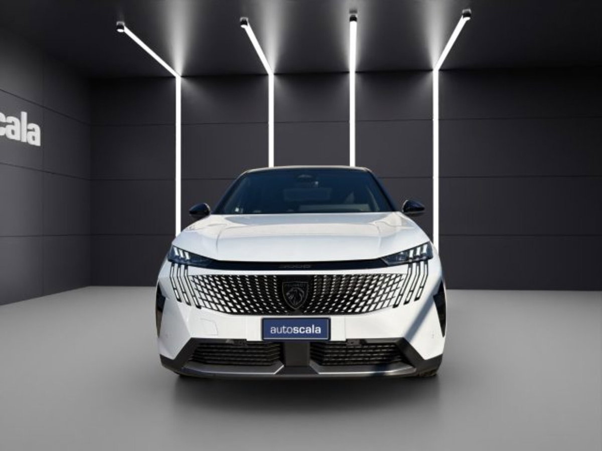 Peugeot 3008 1.2 hybrid GT Exclusive 145cv e-dcs6 (8)