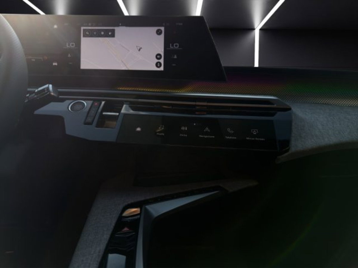 Peugeot 3008 1.2 hybrid GT Exclusive 145cv e-dcs6 (15)