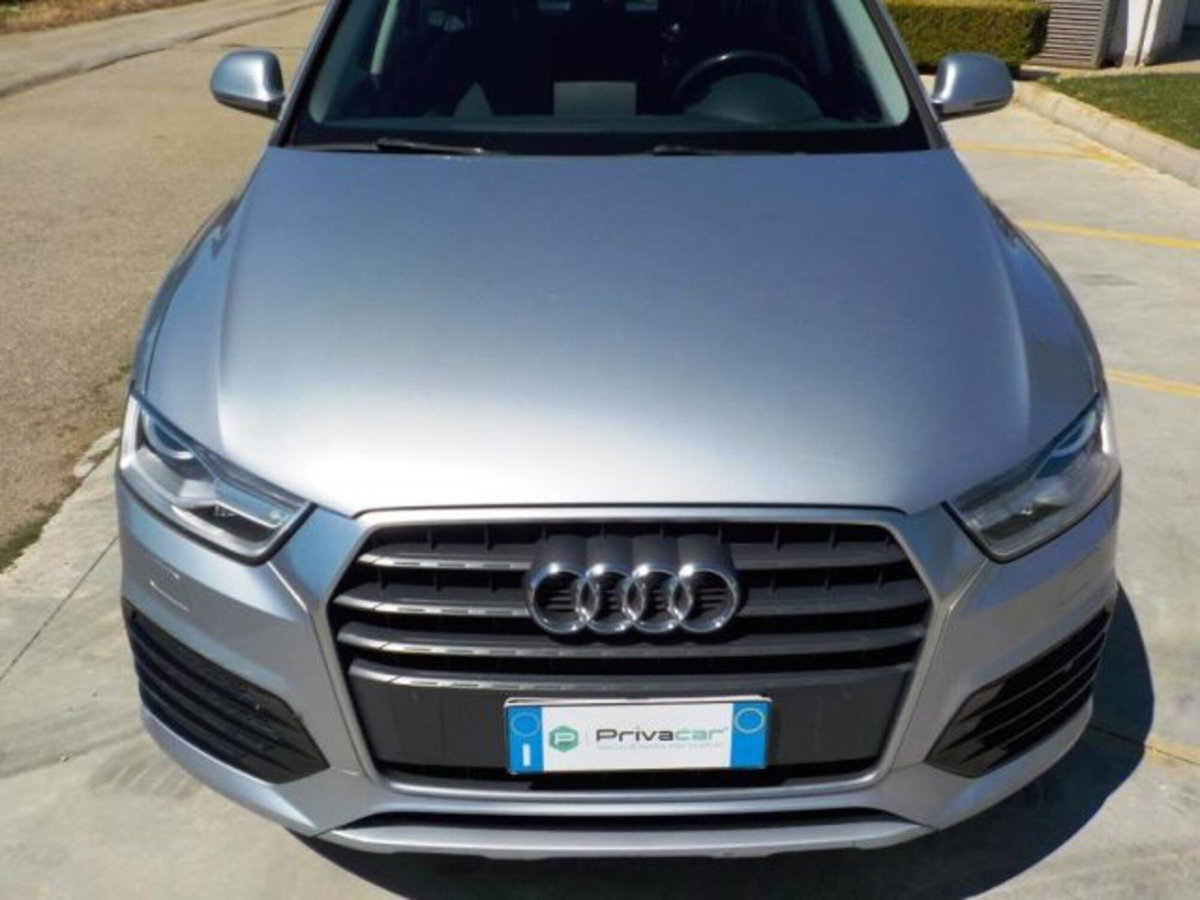Audi Q3 2.0 TDI 120 CV S tronic S line Edition (11)