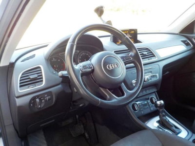 Audi Q3 2.0 TDI 120 CV S tronic S line Edition (17)