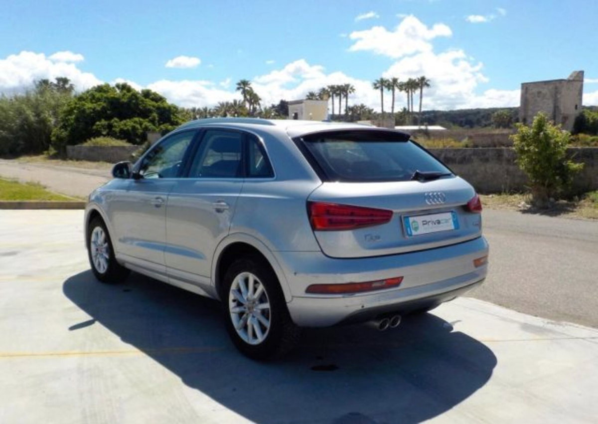 Audi Q3 2.0 TDI 120 CV S tronic S line Edition (7)