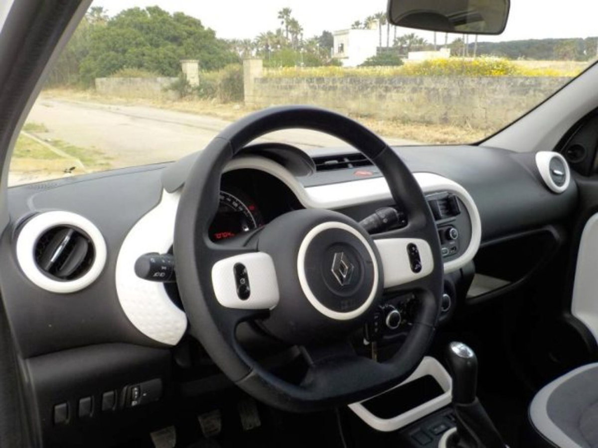 Renault Twingo SCe Zen (12)