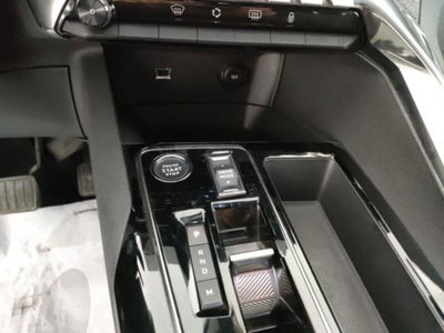 Peugeot 3008 BlueHDi 130 S&S EAT8 Allure Pack (9)