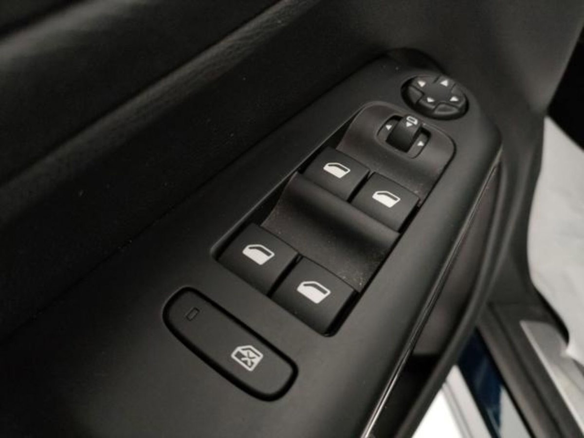 Citroen C5 Aircross Aircross BlueHDi 130 S&S EAT8 Shine Pack (18)