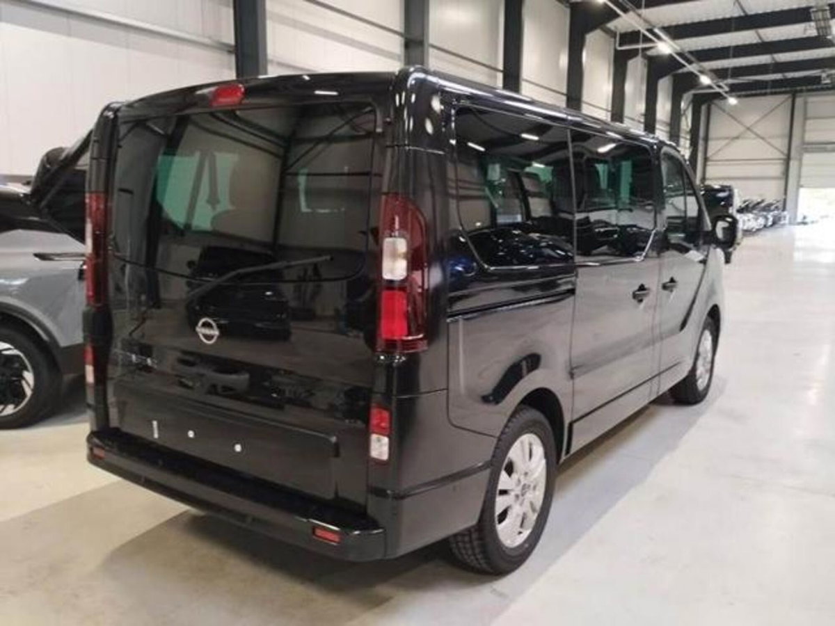Nissan Primastar 2.0 dCi 150CV Aut PC-TN Bus (2)