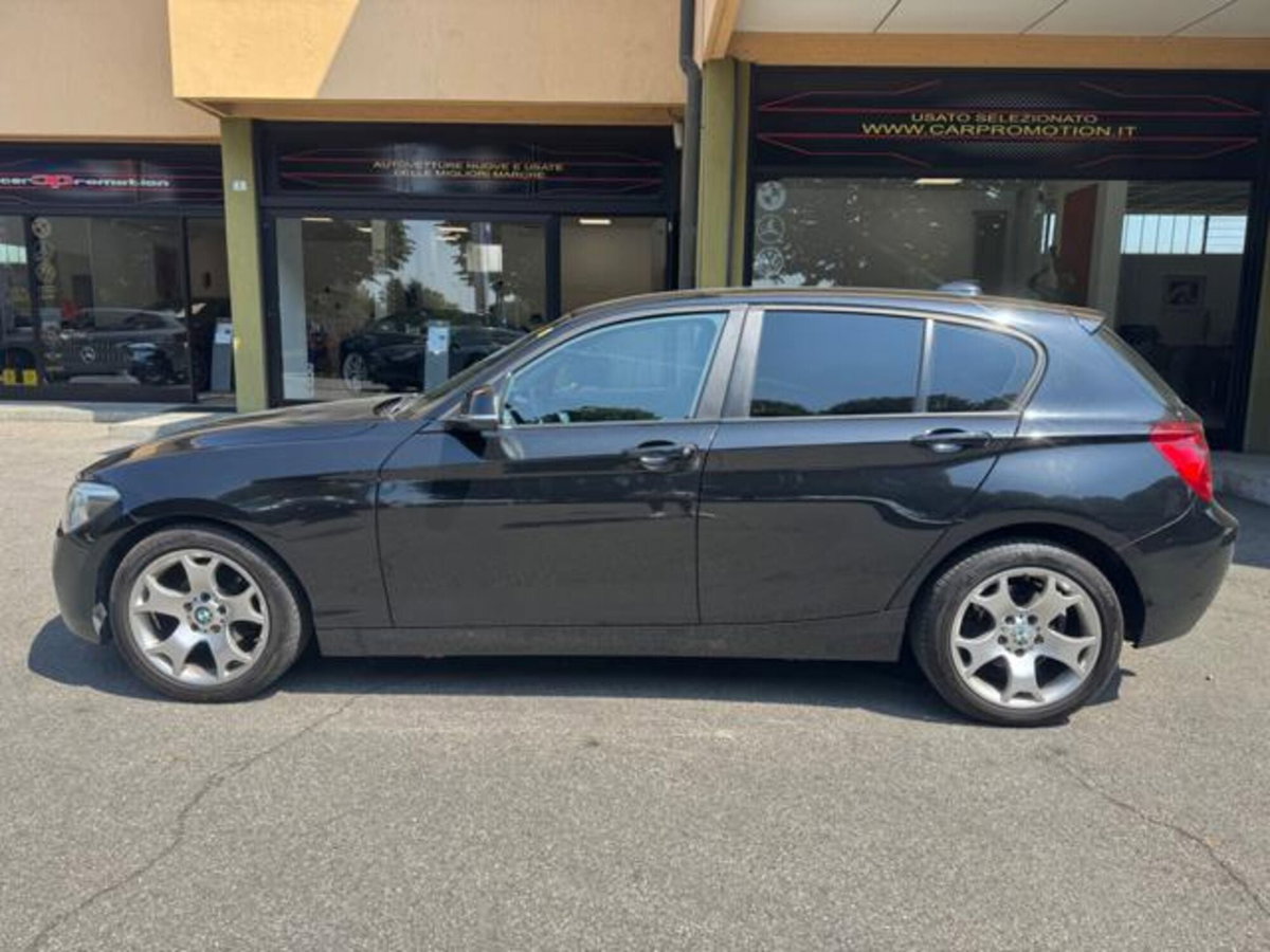 BMW Serie 1 116d 2.0 116CV cat 5 porte Attiva DPF (5)