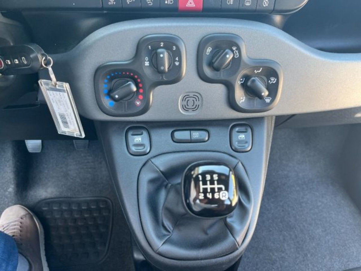 Fiat Panda 1.0 firefly hybrid s&s 70cv (15)