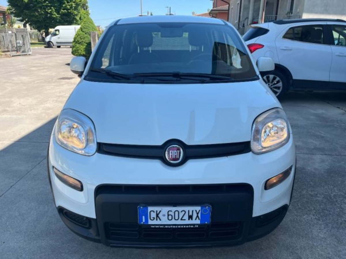 Fiat Panda 1.0 firefly hybrid s&s 70cv (2)