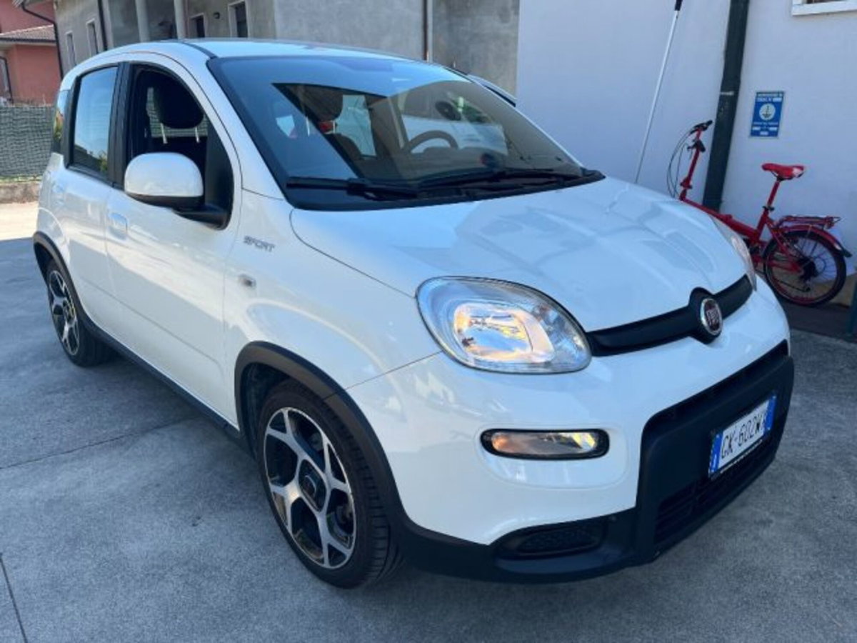 Fiat Panda 1.0 firefly hybrid s&s 70cv (3)