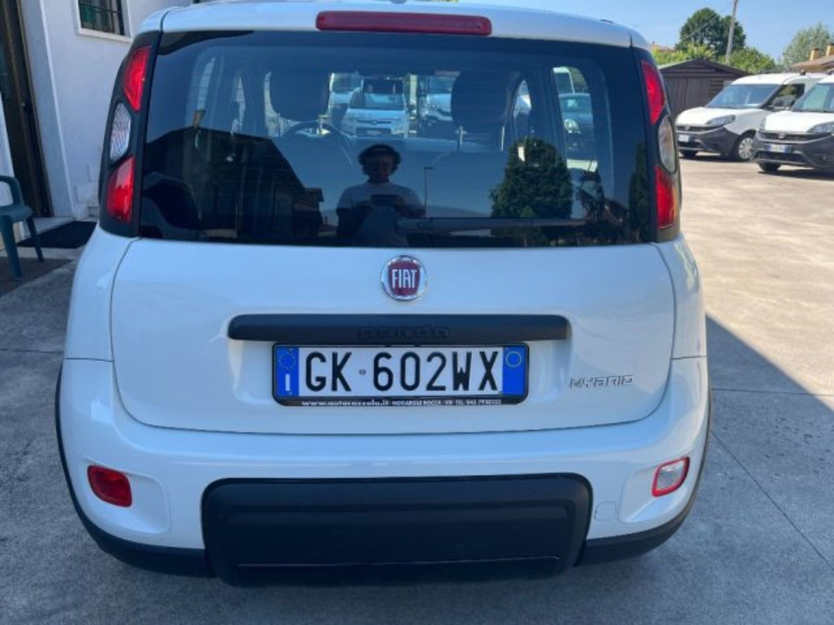Fiat Panda 1.0 firefly hybrid s&s 70cv (5)