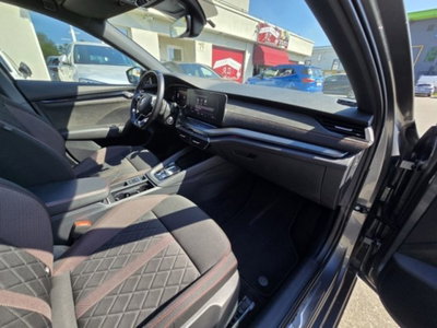 Skoda Octavia Station Wagon 2.0 TDI EVO SCR 200 CV DSG 4x4 Wagon RS (13)